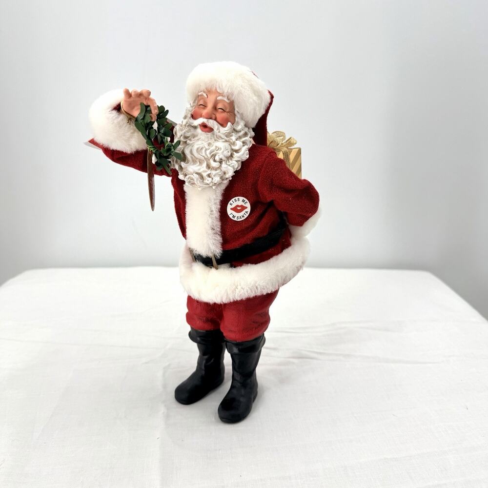 Vintage 2006 Possible Dreams Clothtique Santa Claus Figurine Kiss Me I'm Santa